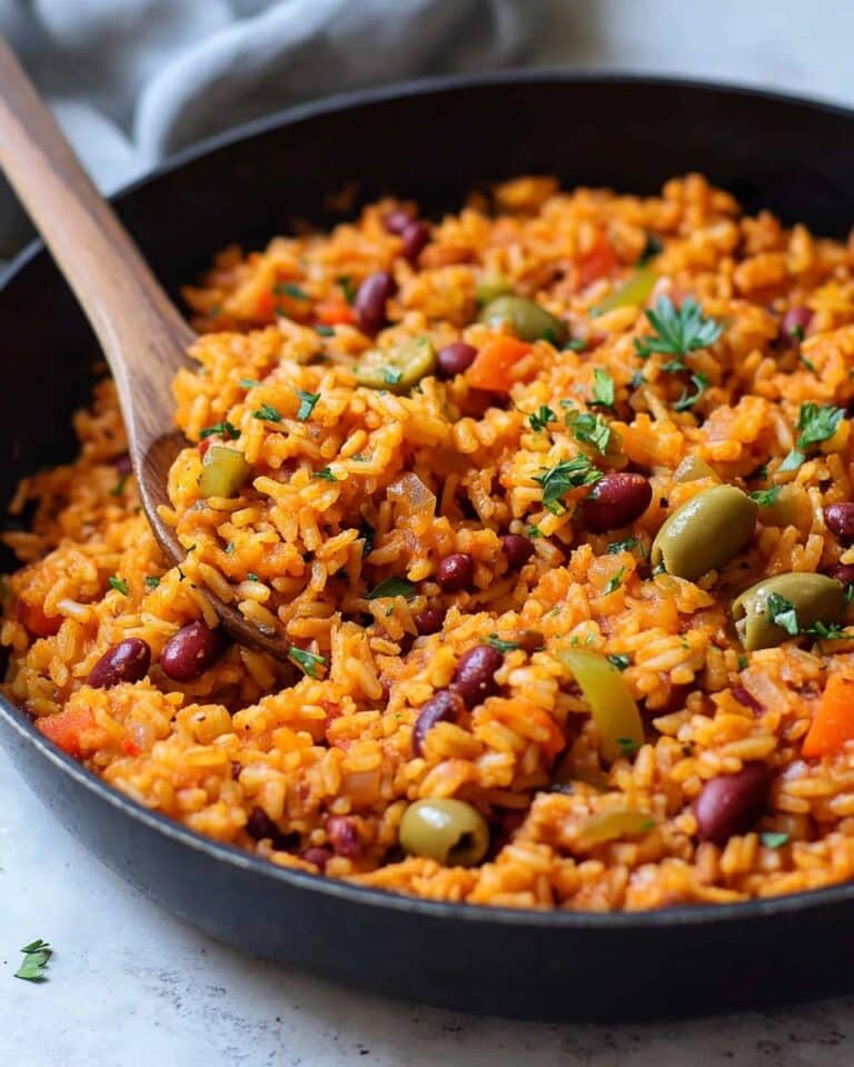 Spanish Rice and Beans with Red Bell Pepper and Olives Recipe