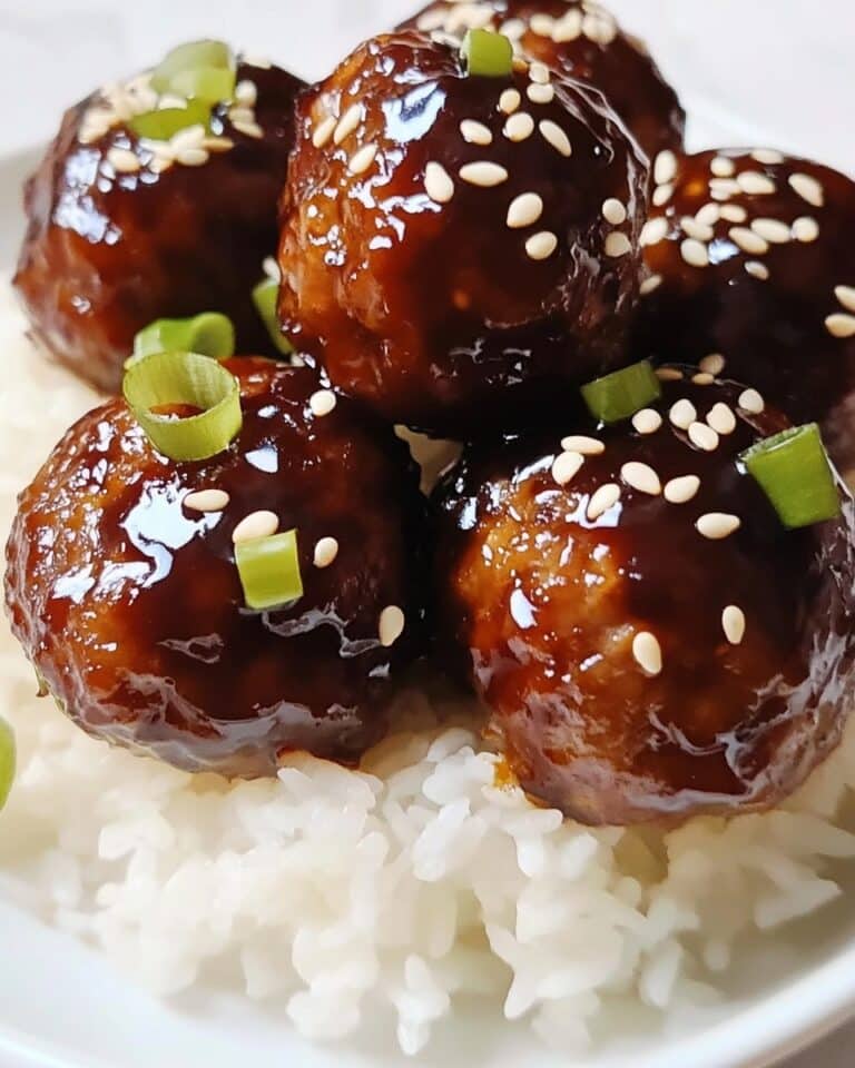 Saucy Sesame Gochujang Meatballs Recipe