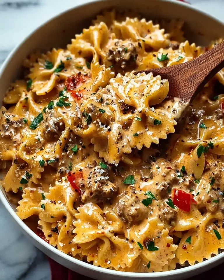 Parmesan Roasted Red Pepper Chicken Bowties in Garlic Cream Recipe