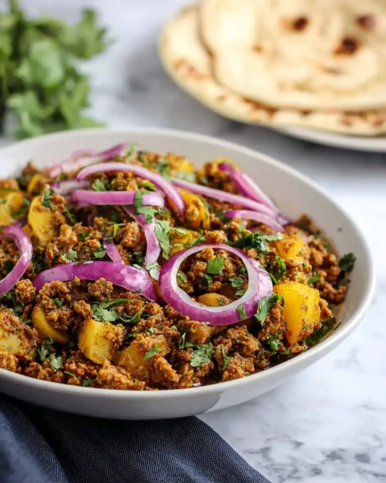 Aloo Keema (Pakistani Ground Beef and Potato Curry) Recipe