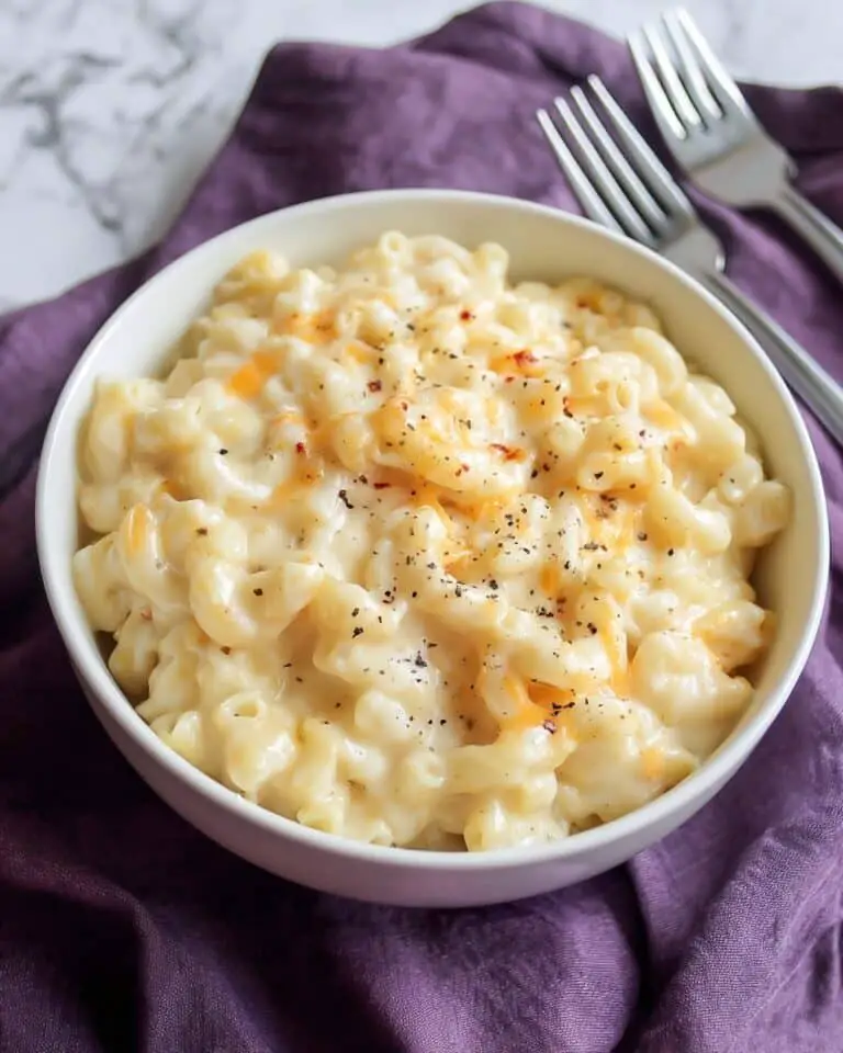 Creamy Baked Mac and Cheese Recipe