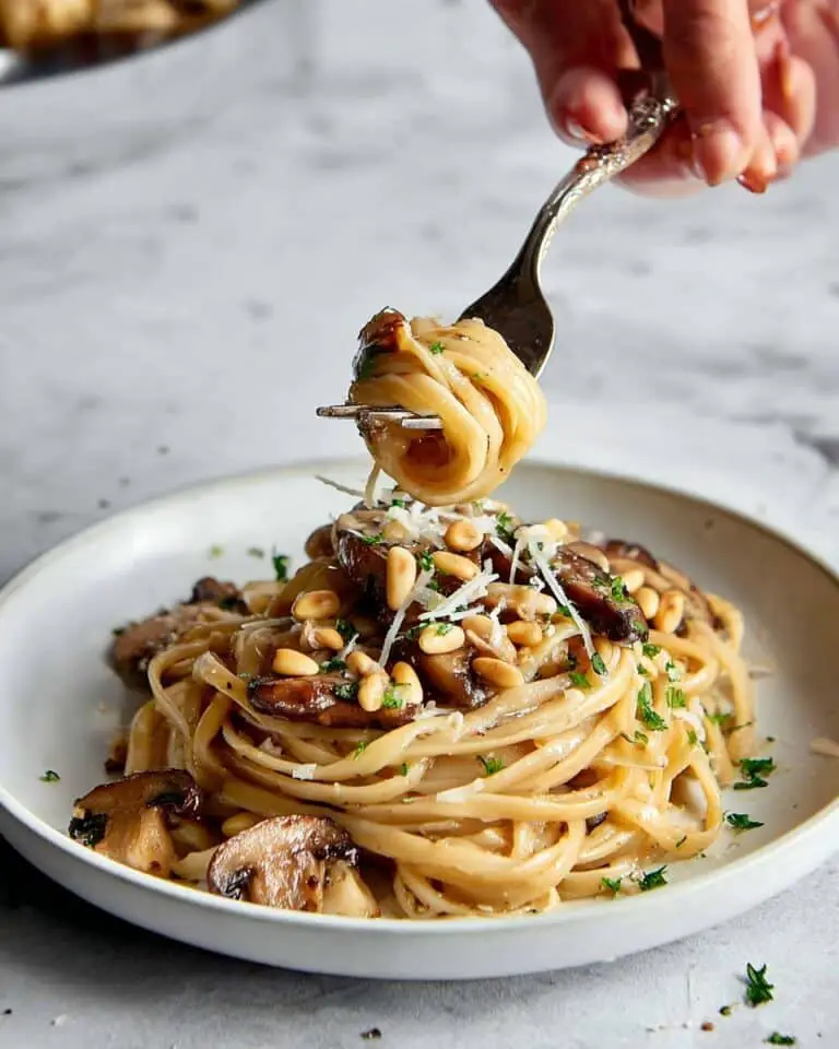 Creamy Garlic Mushroom Pasta Recipe